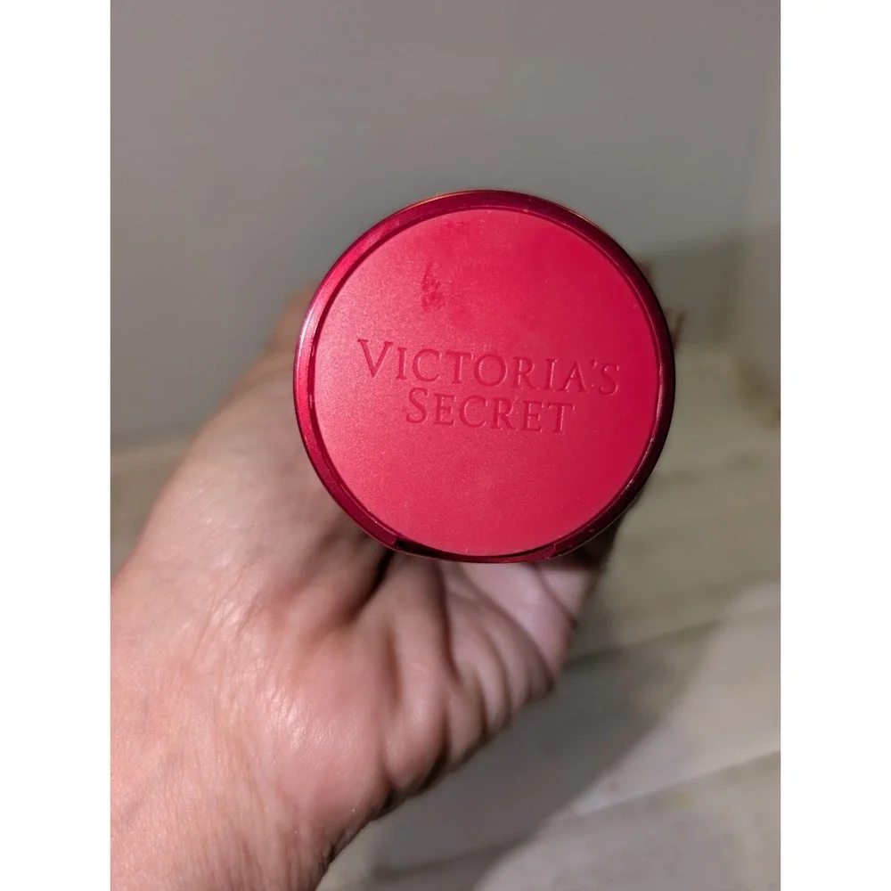 Victoria's Secret BERRY SPILL Fragrance Lotion 8 oz New! Juiced Berry
